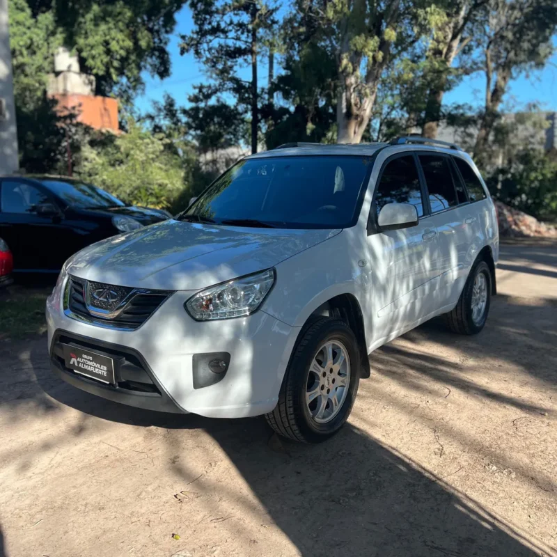 Chery Tiggo 2.0 4X2 Luxury AT 2015