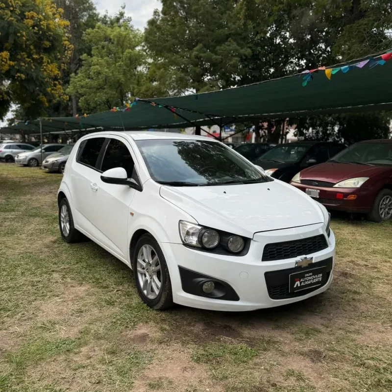 Chevrolet Sonic 1.6 LT 5P 2015
