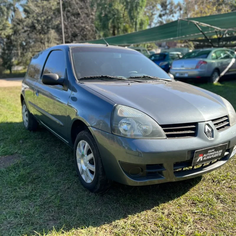 Renault Clio 2 F2 1.2 3 P. Authentique 2012