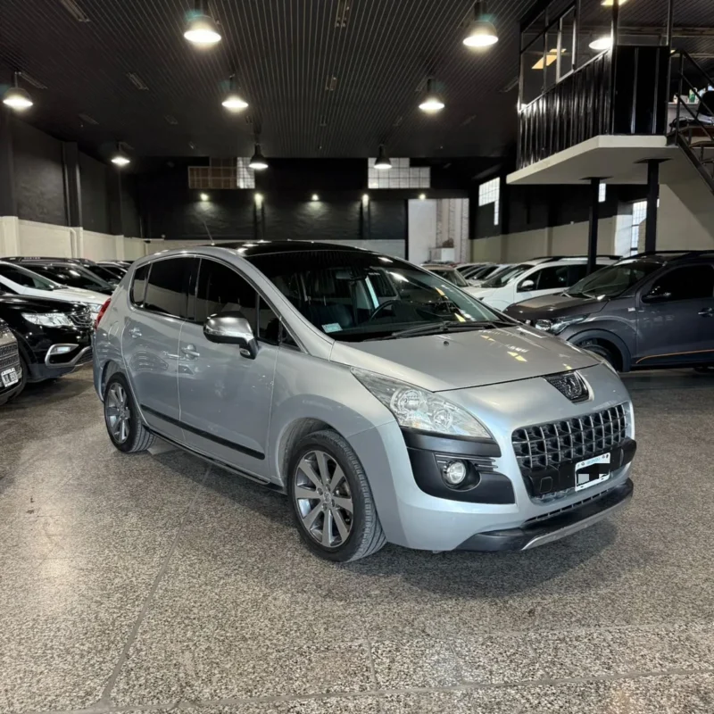 Peugeot 3008 1.6 Premium Plus 2011