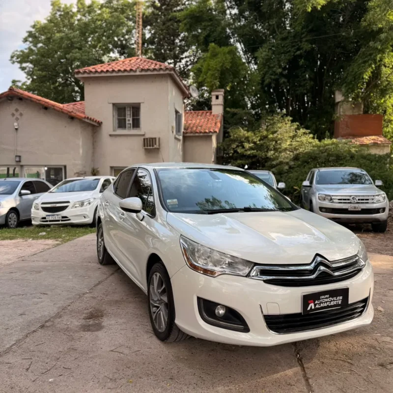 Citroen C4 Lounge 1.6 THP Tendance 2015