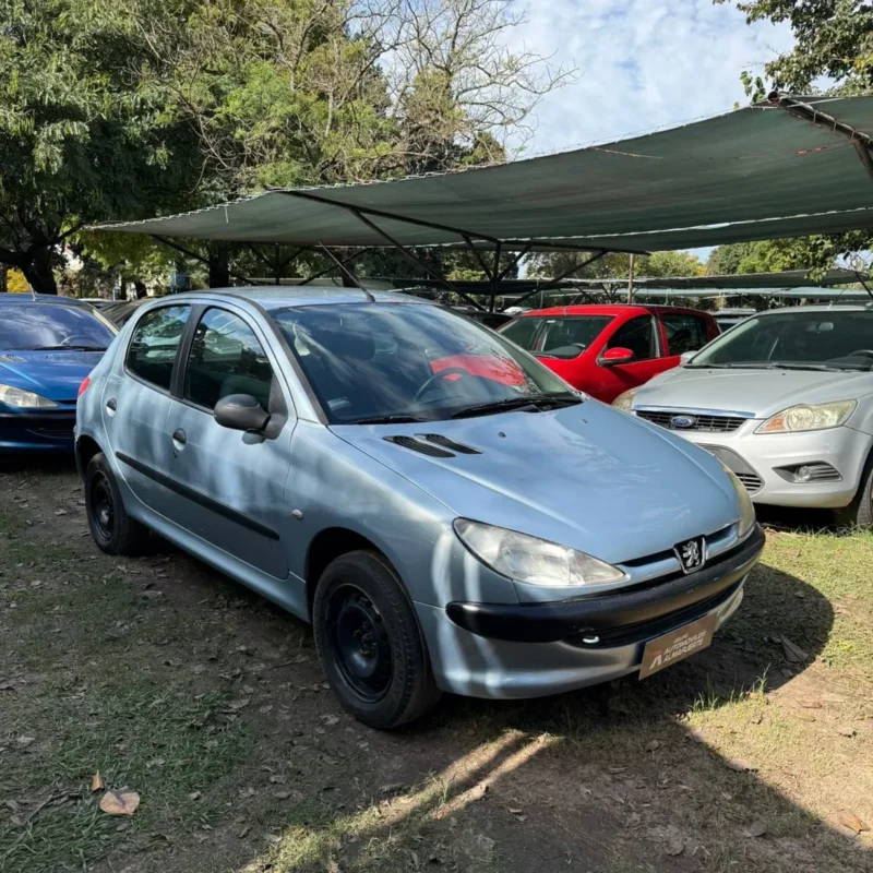 Peugeot 206 1.9 5 Xrd Premium 5P 2004