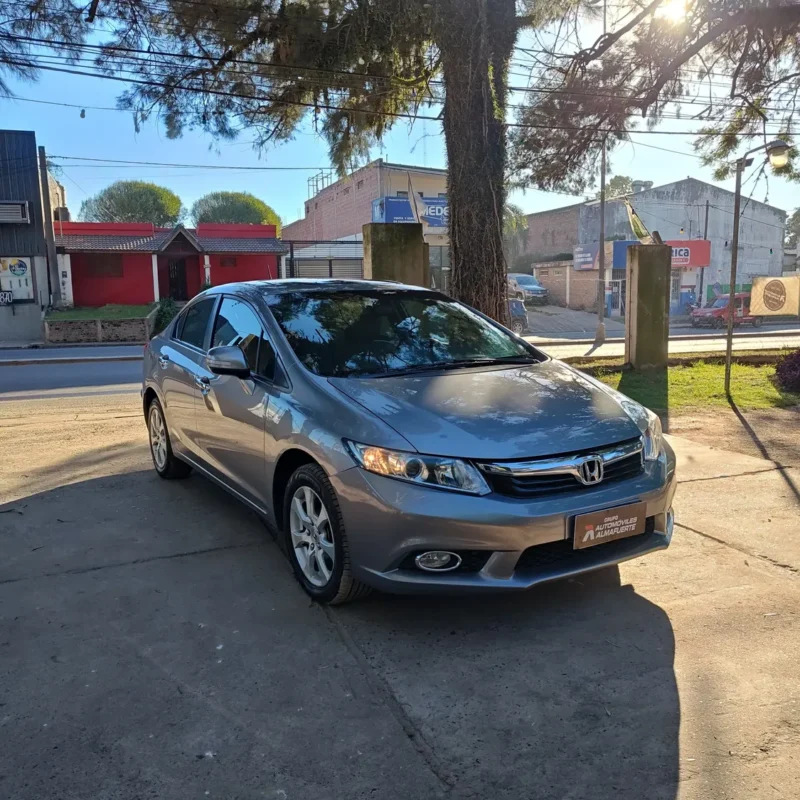 Honda Civic 1.8 Exs AT 2013