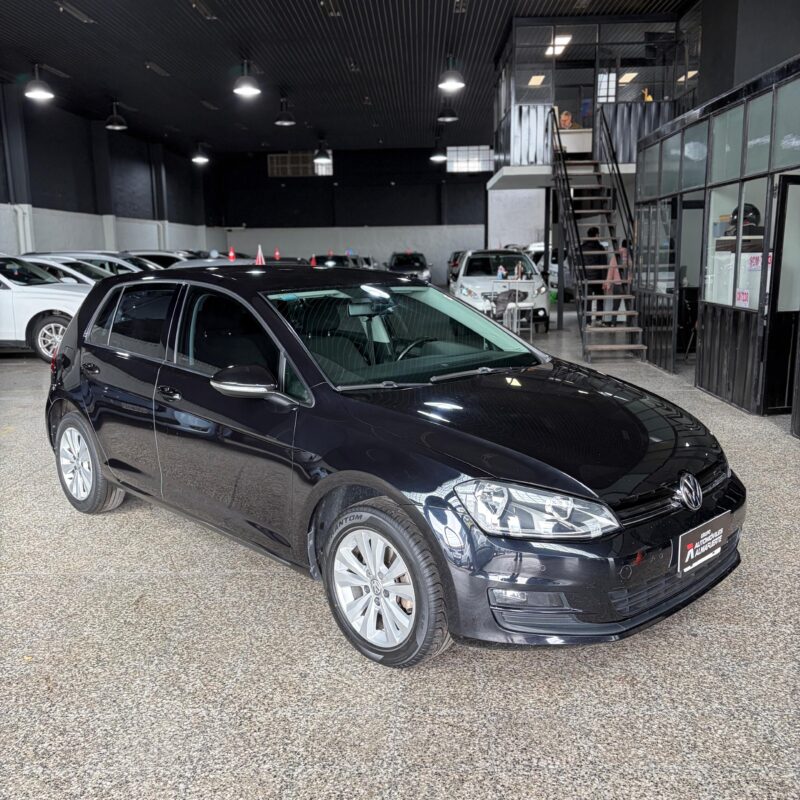 Volkswagen Golf 1.4 VII TSI Bluemotion Tech Comfortline DSG 2015