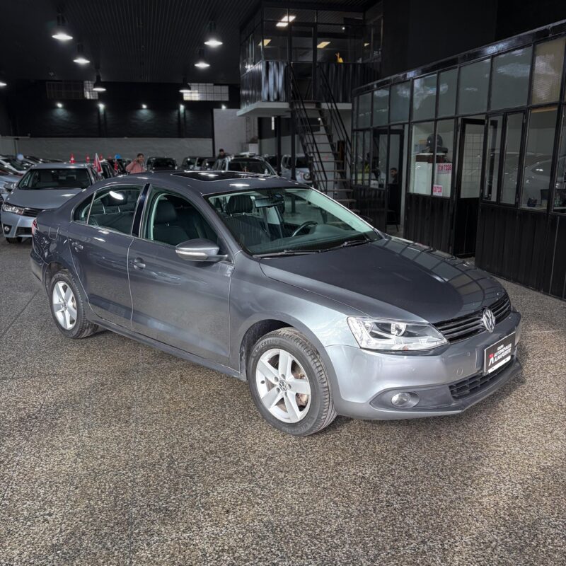 Volkswagen Vento 2.0 TDI Comfortline 2013