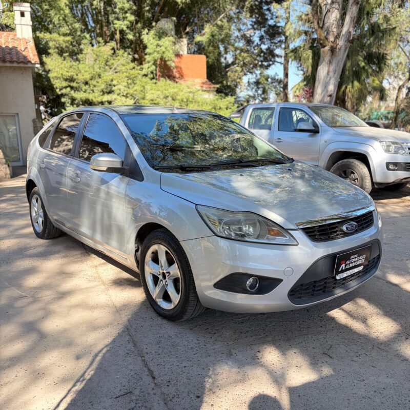 Ford Focus 1.8 TD Trend Plus 5P 2010