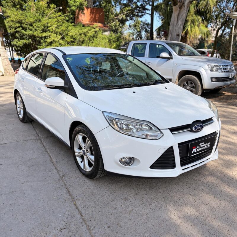 Ford Focus 2.0 SE 4P 2015