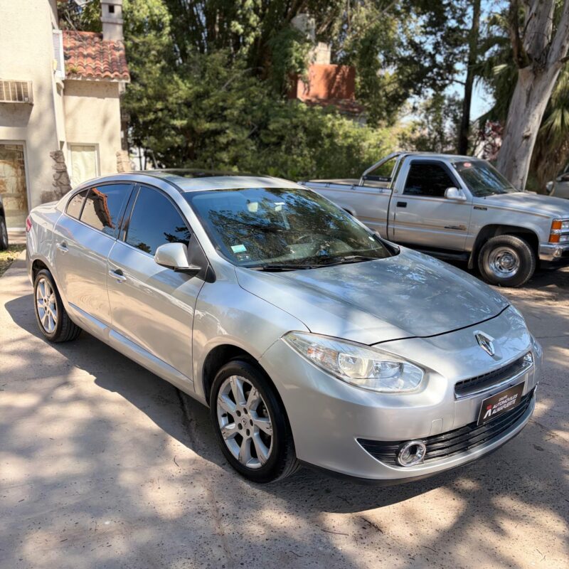 Renault Fluence 2.0 Privilege CVT 2013