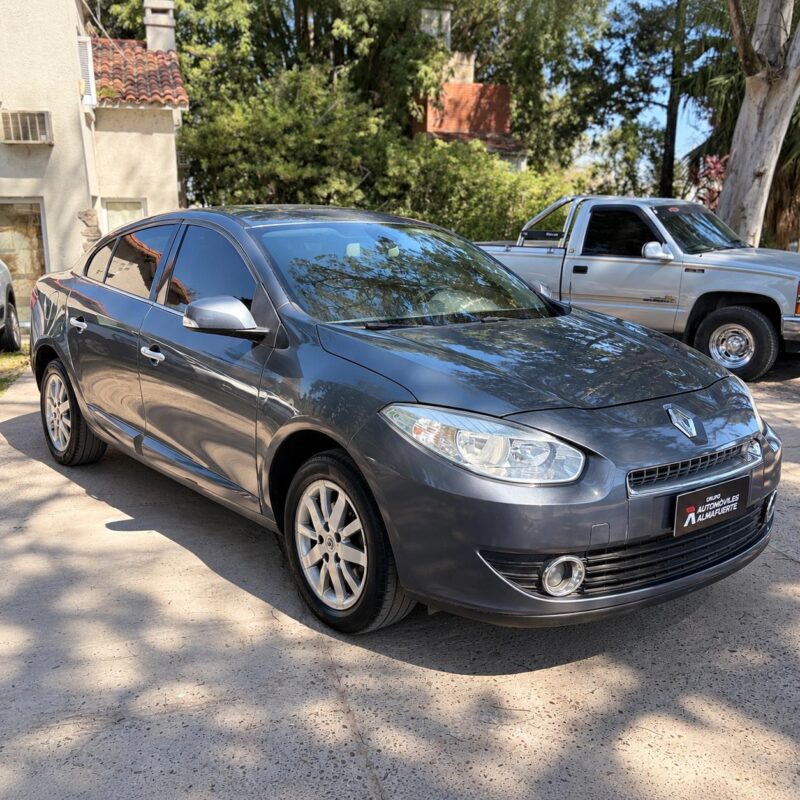 Renault Fluence 2.0 Privilege 2011