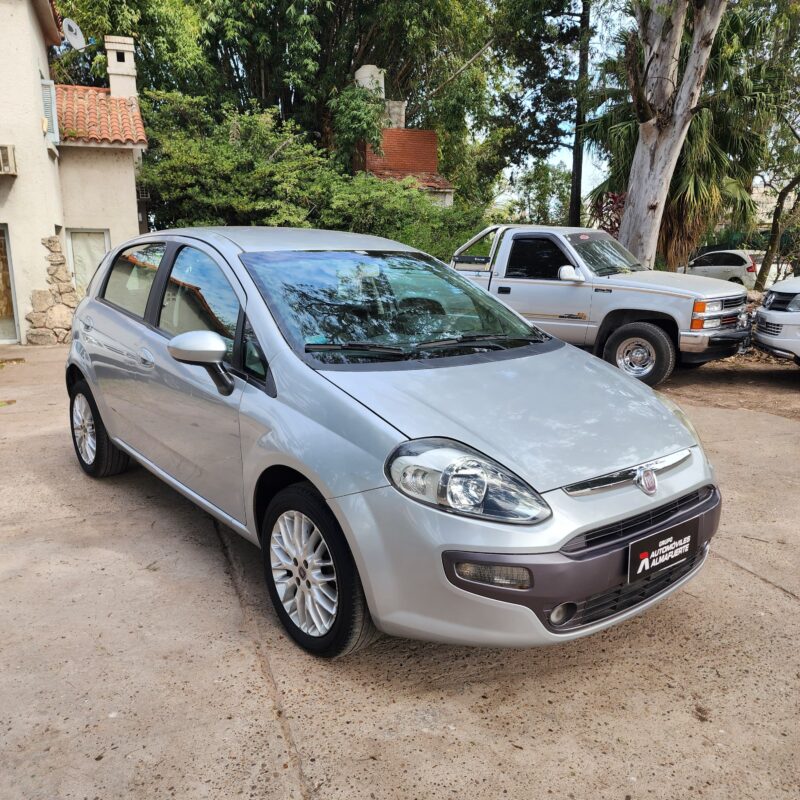 Fiat Punto 1.6 Essence 2013